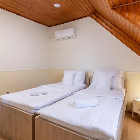 Szigetkoez Szive & Rendezvenyhaz Gæstehus