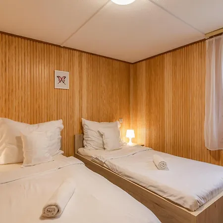 Szigetkoez Szive & Rendezvenyhaz Gæstehus 4*