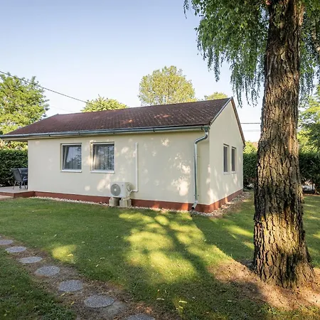 Gæstehus Szigetkoez Szive & Rendezvenyhaz