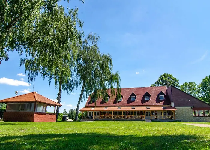 Szigetkoez Szive & Rendezvenyhaz 4*