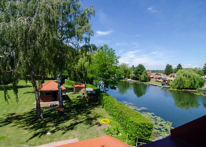 Szigetkoez Szive & Rendezvenyhaz Pensiune 4*
